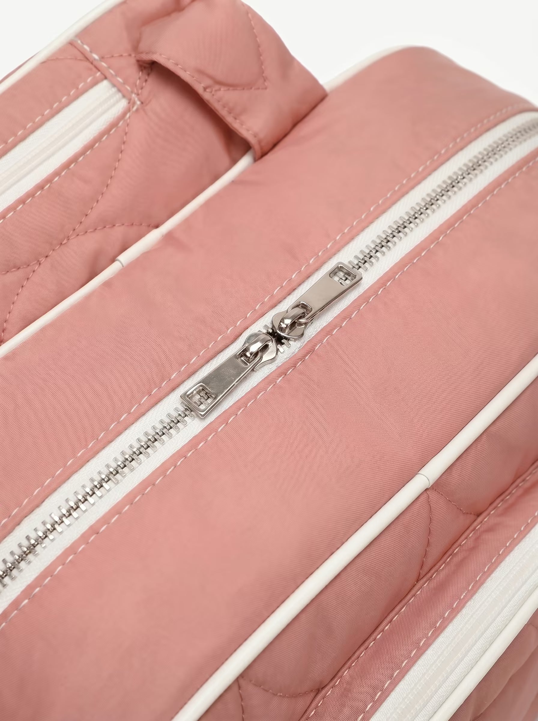 Padded paddle sleeve detail on Rally All Day Duffle in Pink